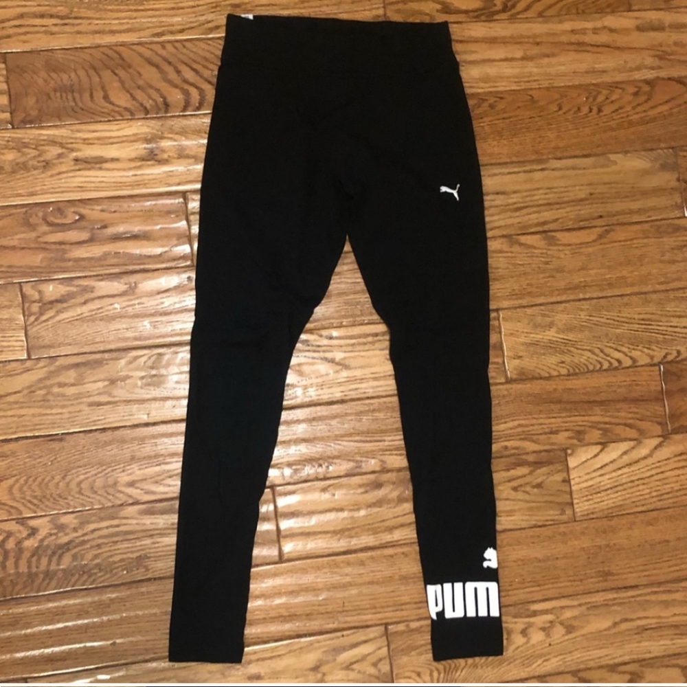 Puma size medium leggings